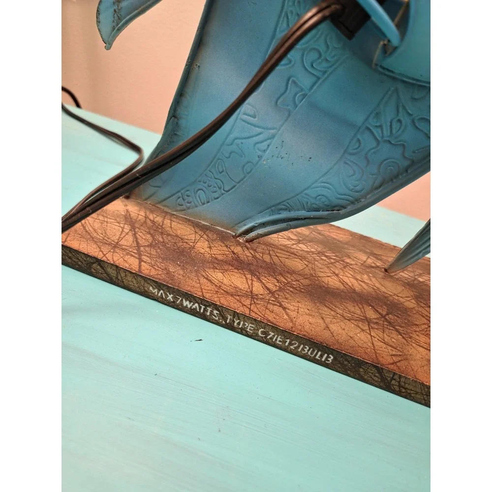 Pier 1 Imports Metal Fish Lamp Capiz Shell‎ Coastal Nautical Accent Light
